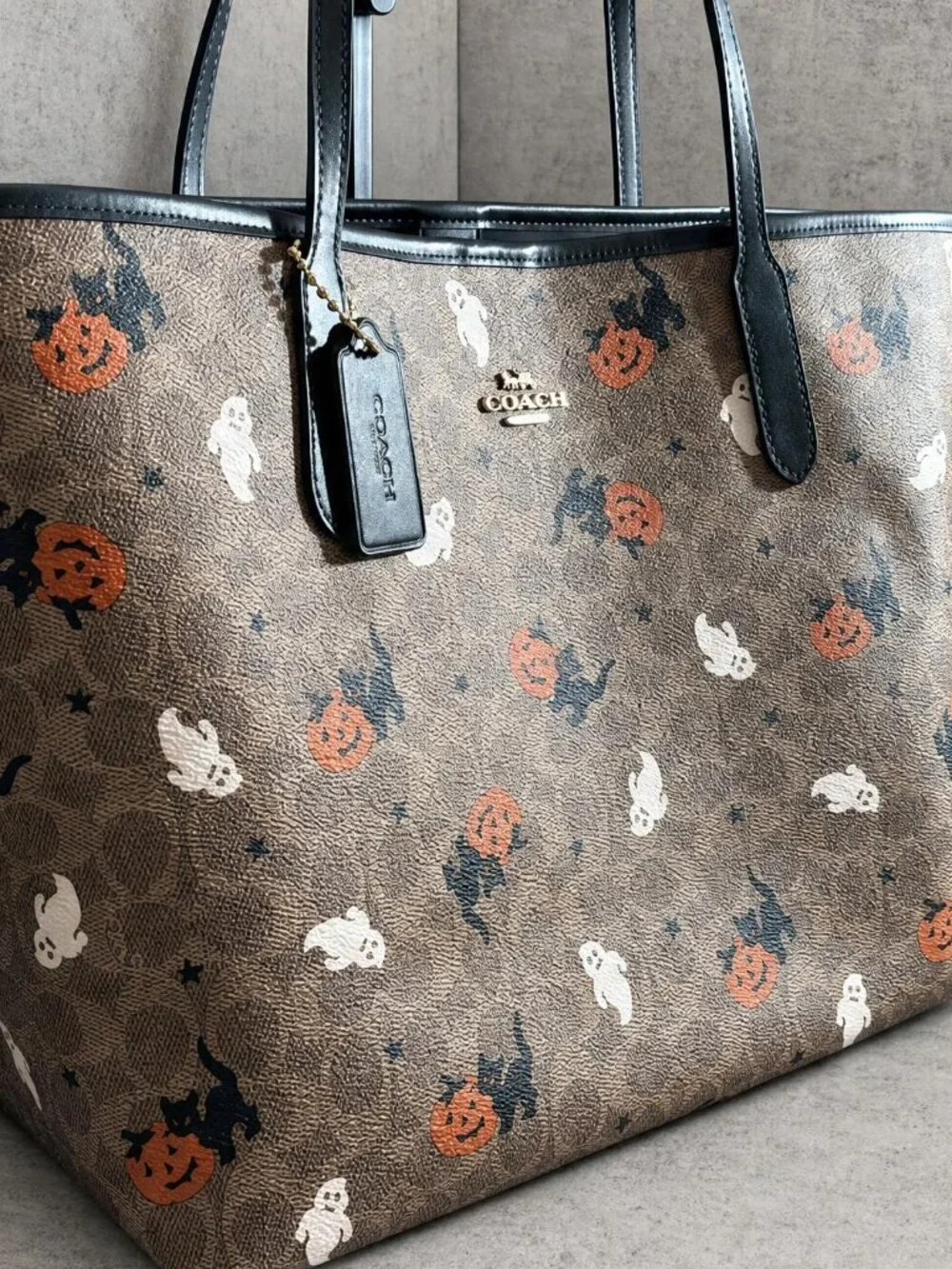 Coach City Tote In Signature Canvas With Halloween Print